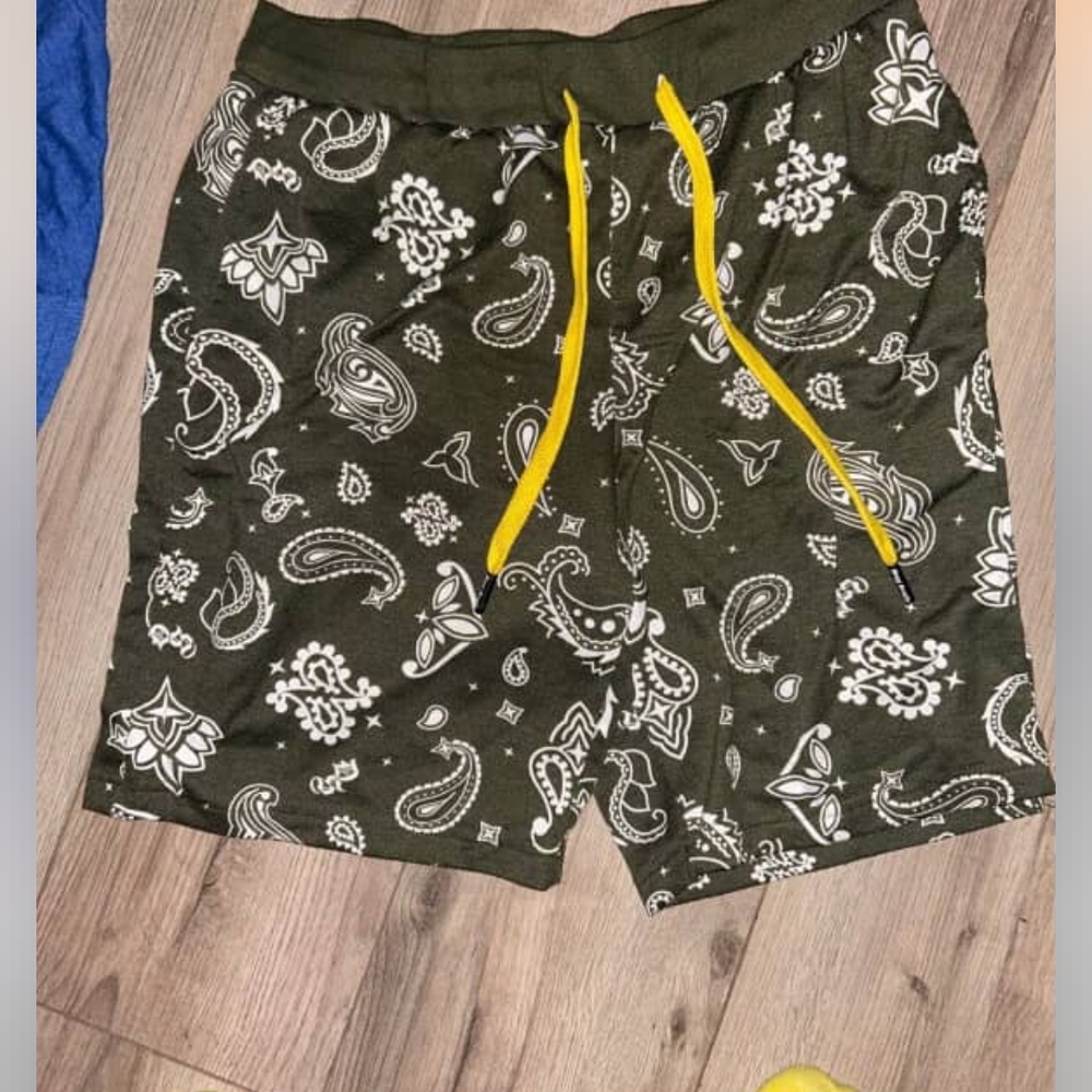 Dogg Supply Shorts Size M